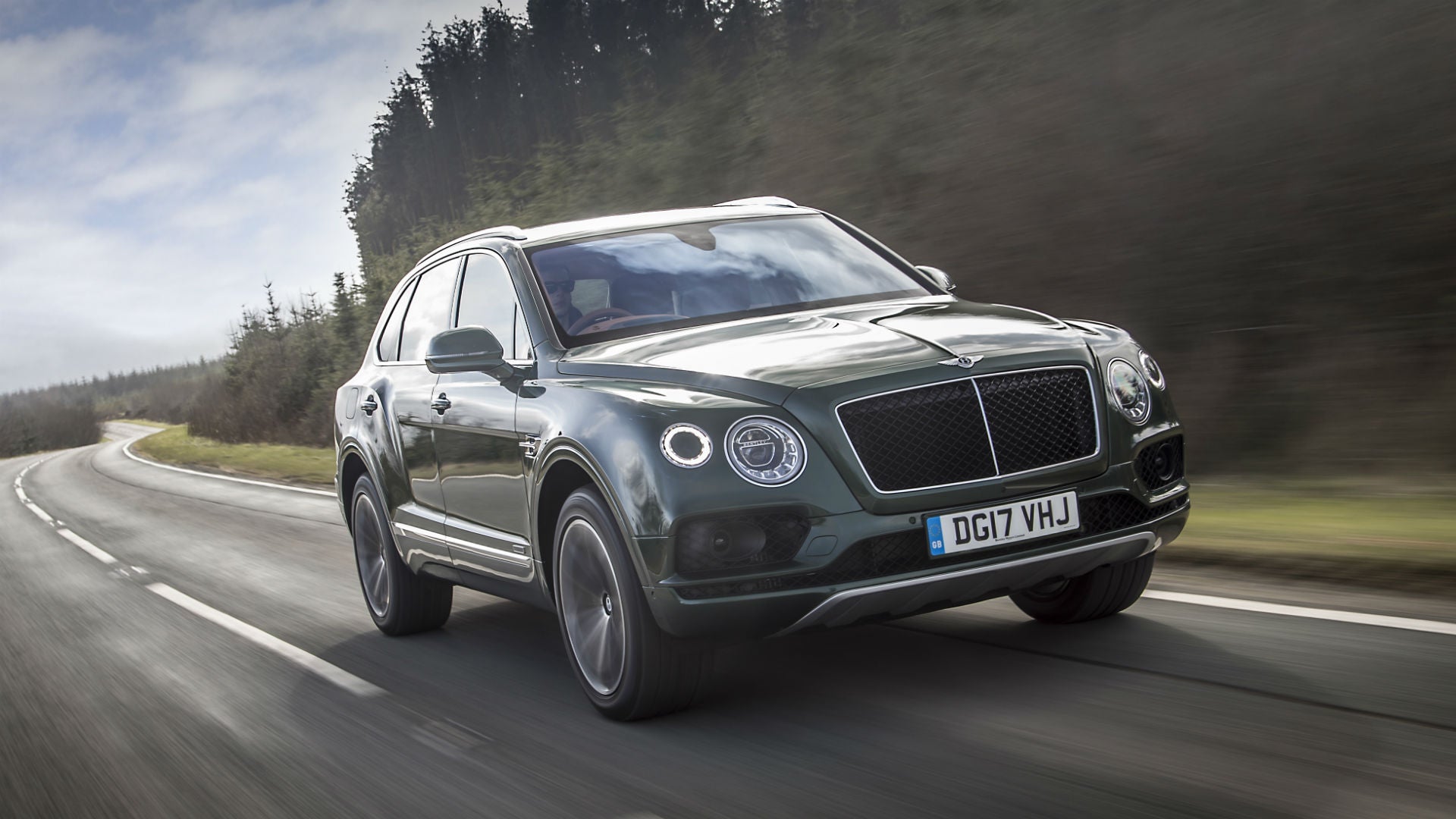 Bentley Will Race a Bentayga Crossover at the Pikes Peak