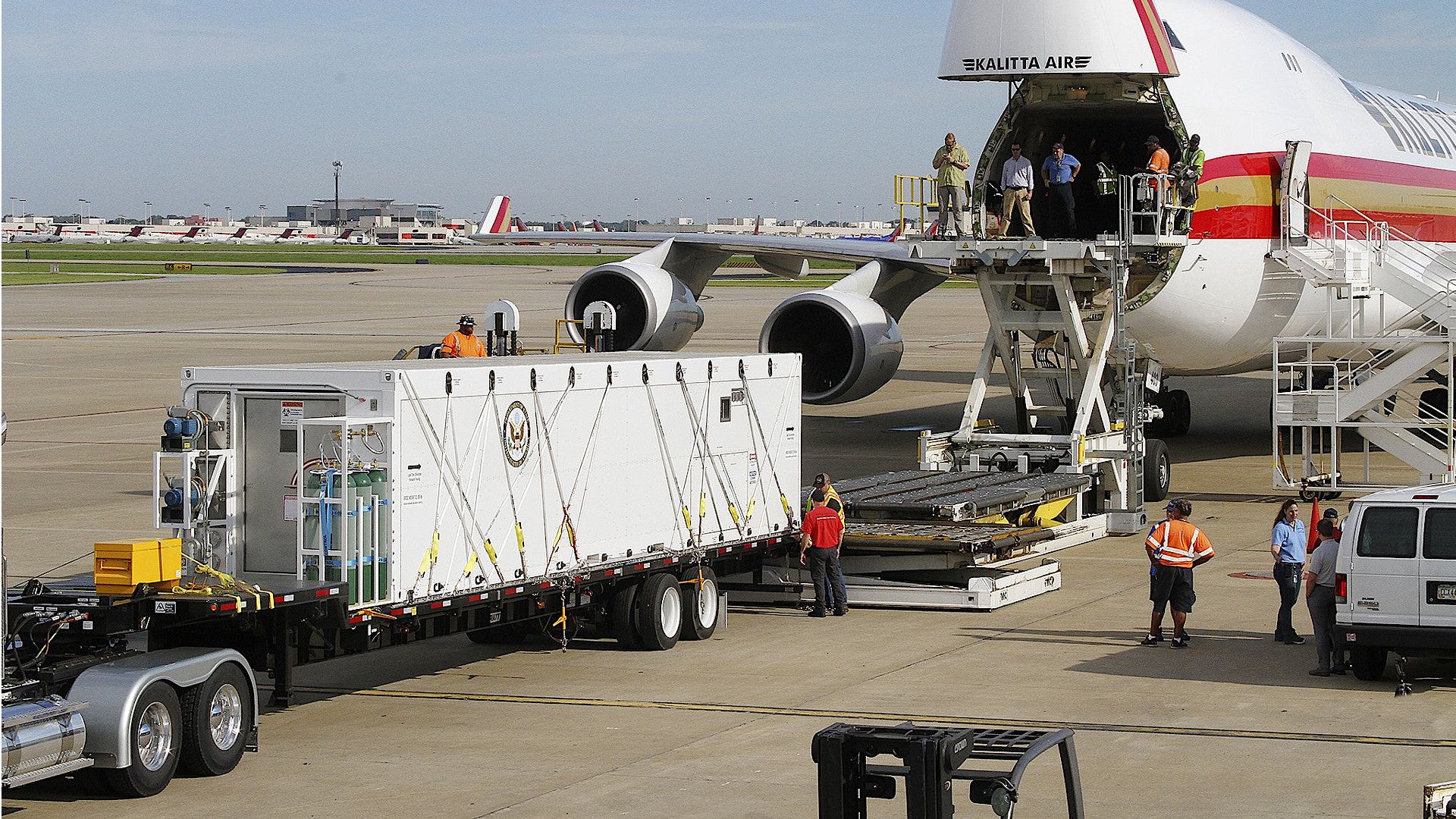 747s Carrying Americans Exposed To Coronavirus Used New Quarantine Box For Infected Flyers